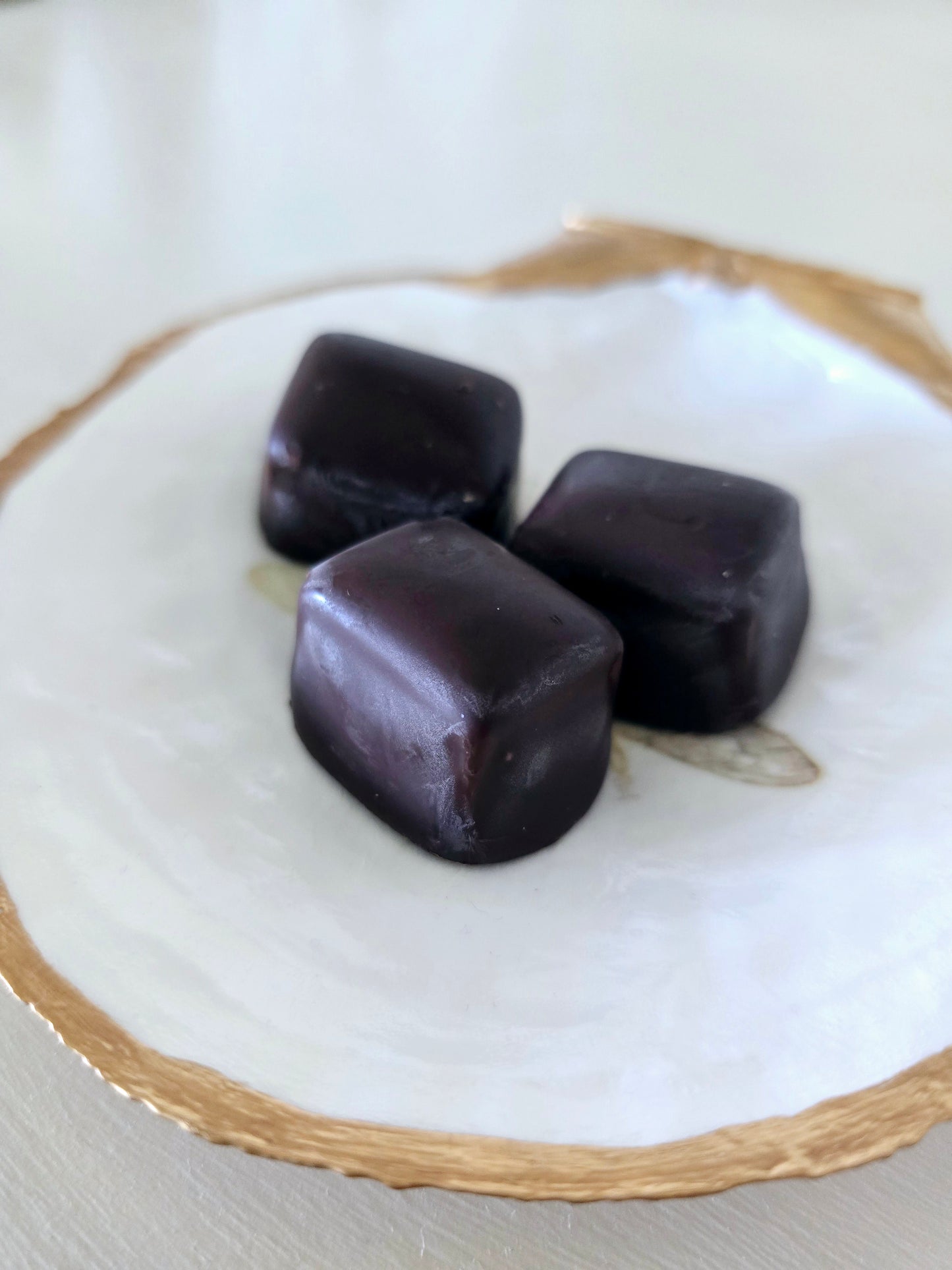 Dark Chocolate Truffles| Wandering Tulips
