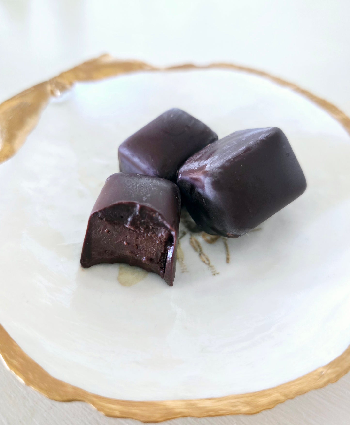 Dark Chocolate Truffles| Wandering Tulips
