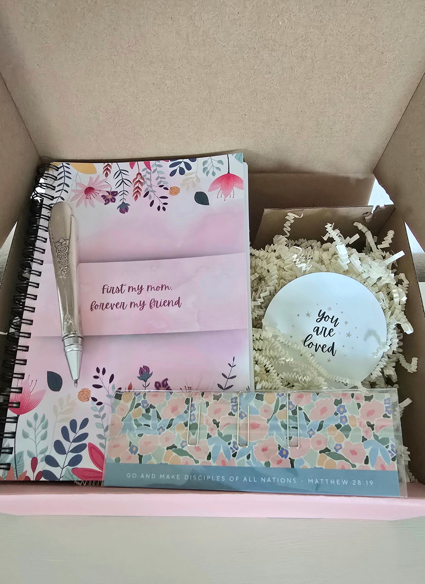 Mother's Gift Box|Wandering Tulips