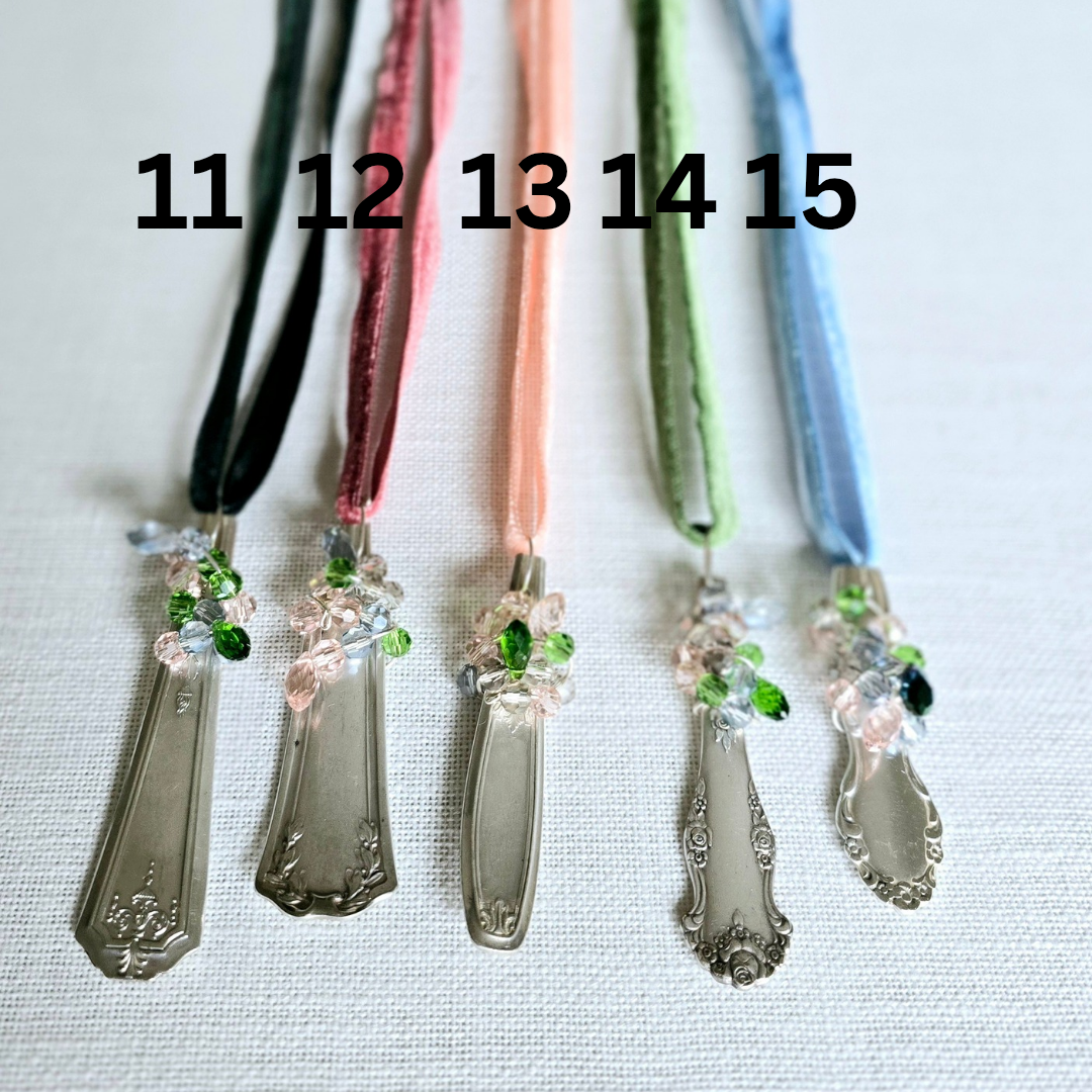 Vintage Bookmark - Vintage Hand Stamped Bookmark | Wandering Tulips