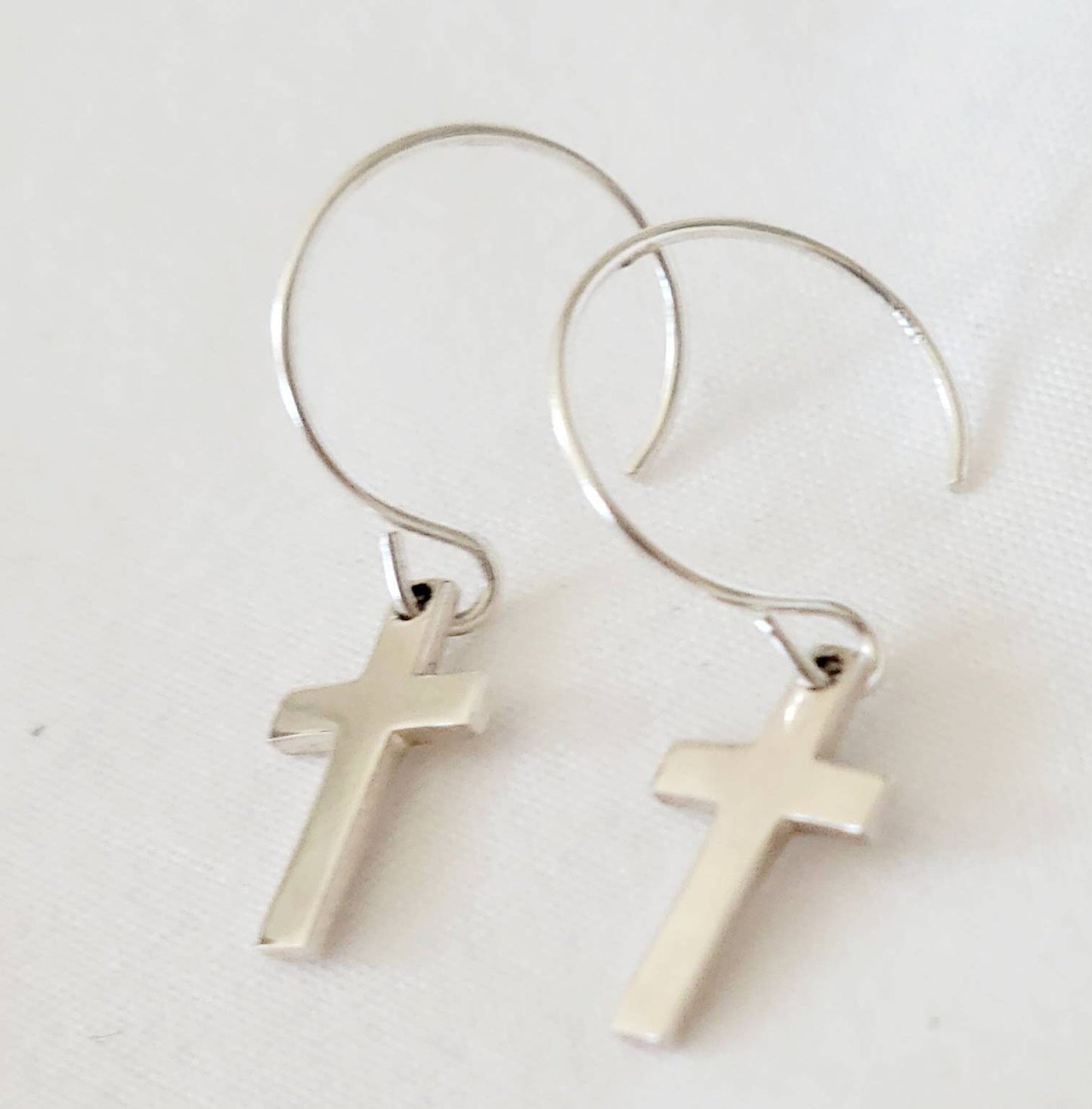 Dainty Hoop With Sterling Silver Cross,gift for mothers day,gift for wife,elegant earrings,cross earrings,dainty earrings for daughter,chilc