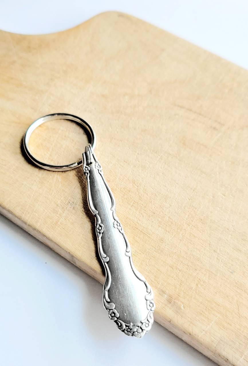 Vintage Keychain,gift for her,gift for him,vintage gift,gift for wife,gift for husband,gift for mom,gift for dad,unique gift,vintage lover