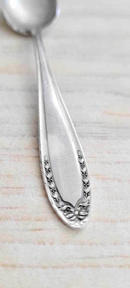 Baby Spoon,Vintage Silver Plated, personalized baby spoon,baby gift,baby shower gift, customized baby spoon,tea party spoons