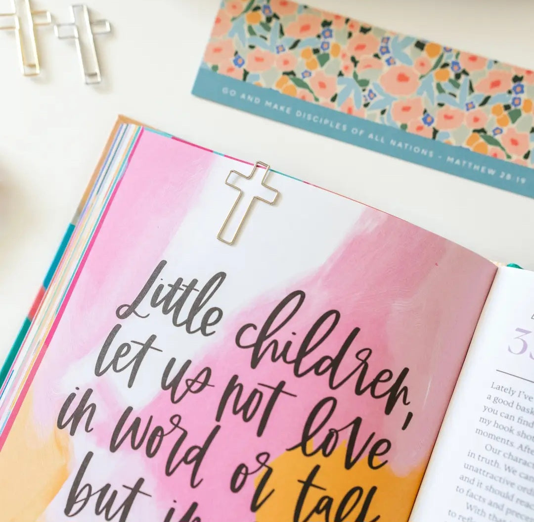Bookmark And Cross Paperclips | Wandering Tulips