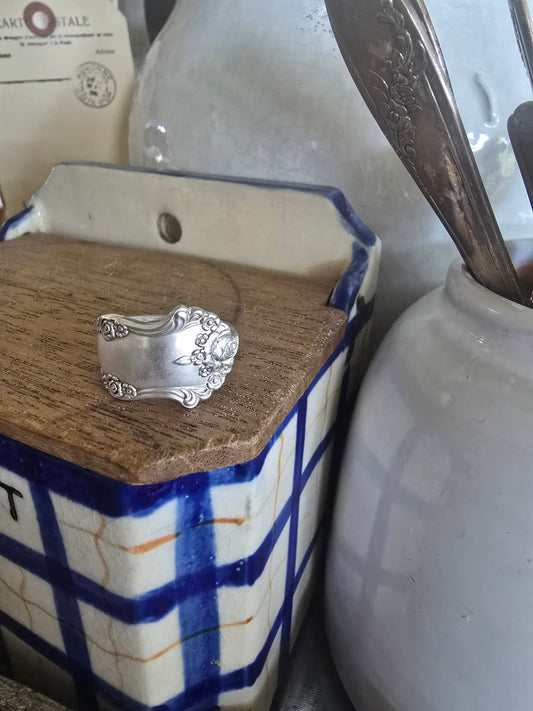 Holiday 1951 Vintage Ring - Vintage Upcycled Spoon | Wandering Tulips