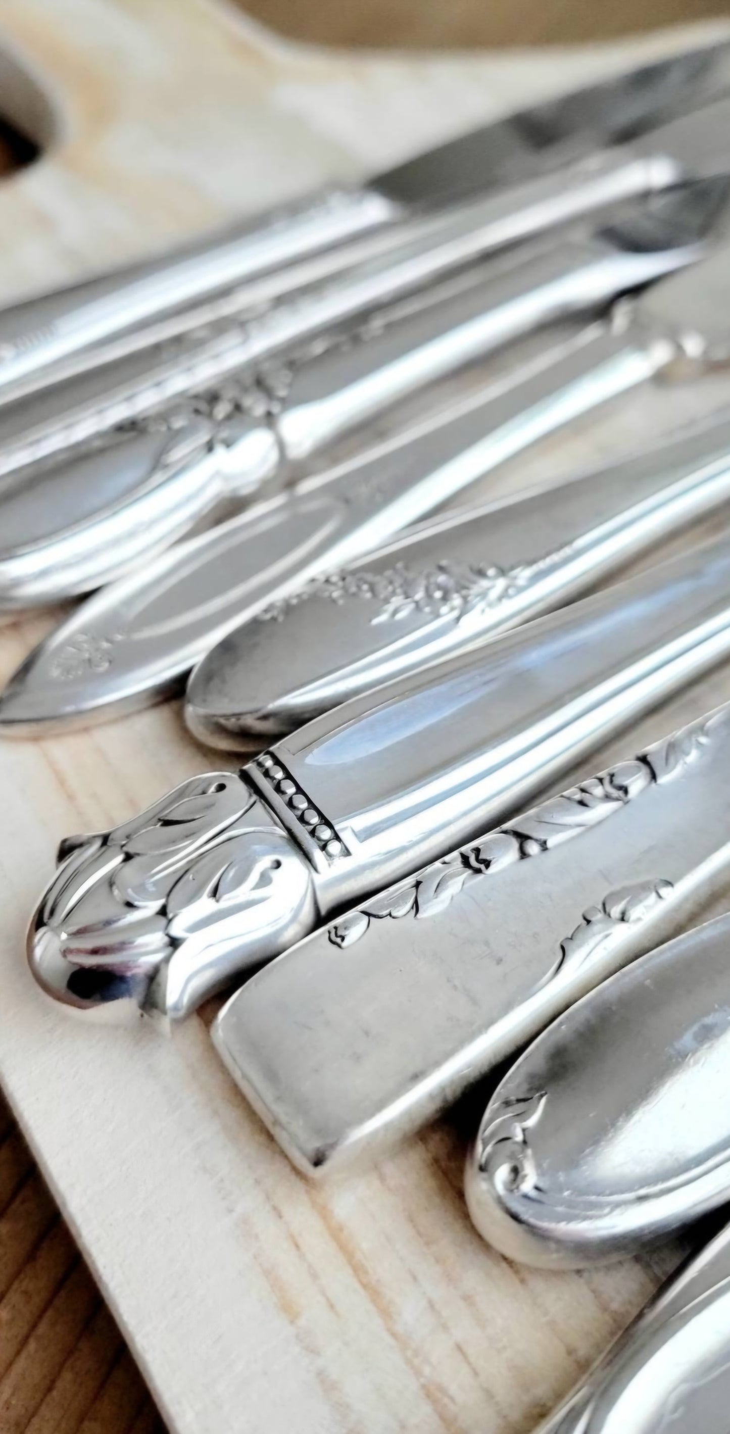 Bulk Silver Plated Knives | Wandering Tulips