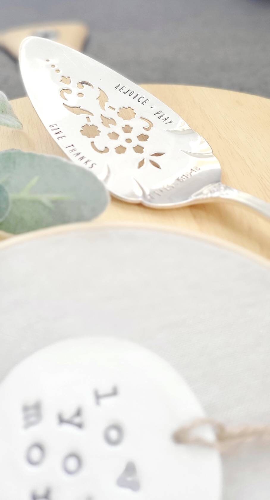 Rejoice,Pray,Give Thanks,1 Thessalonians 5:16-18 Vintage Silver Plated Spatula/Server,Gift for House Warming,Gift for hostess,gift for mom