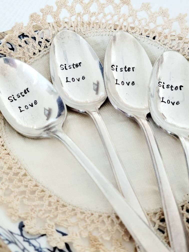 This listing is for you to personalize one of my vintage silver plated teaspoons. The spoon will arrive ready to be gifted. Customized spoon,engraved spoon,stamped spoon,personalized gift idea,customized teacher gift,custom gift for sister,custom