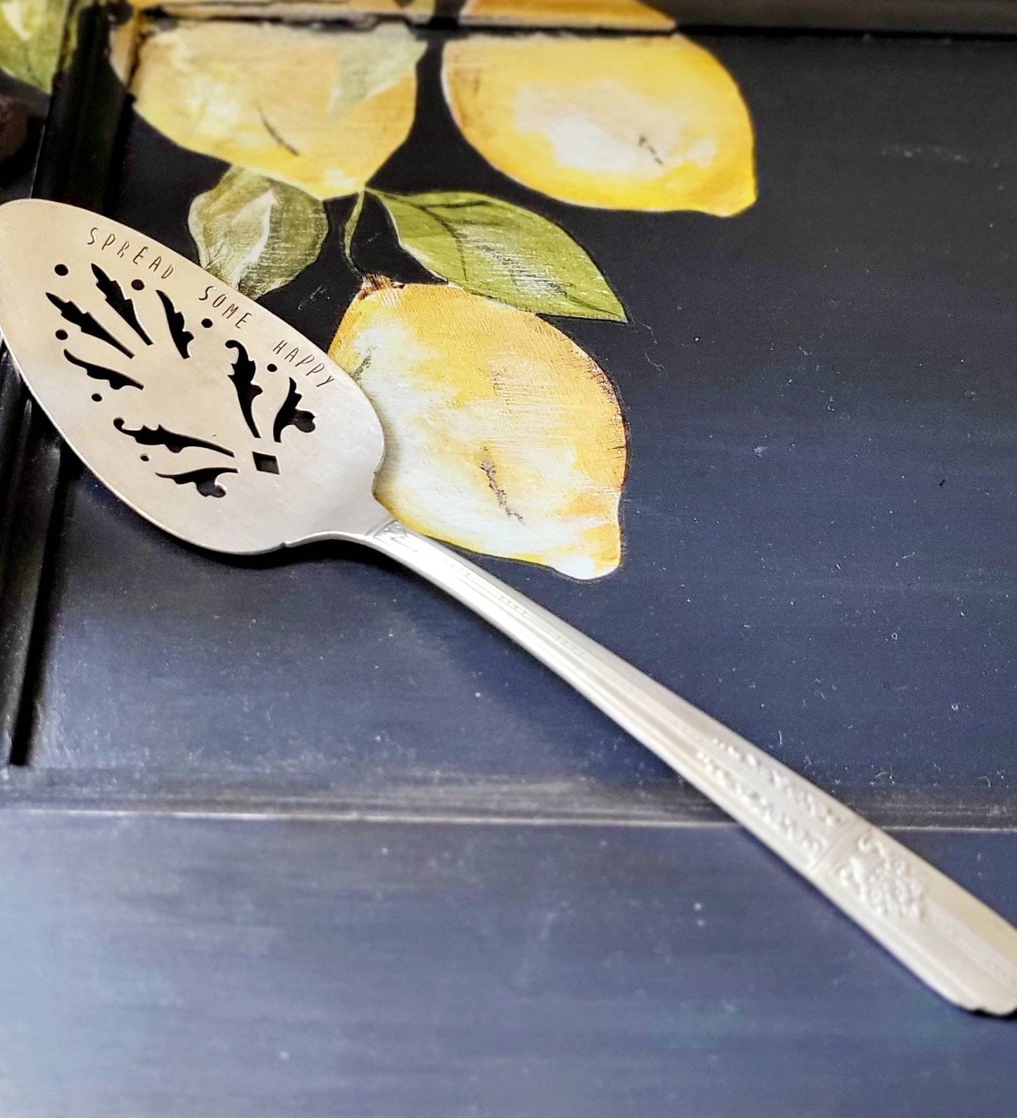 spread some happy,pie server,vintage pie server,vintage gift,wedding gift,anniversary gift for wife,anniversary gift for husband,anniversary gift for grandparents,anniversary gift for parents,gift for neighbor