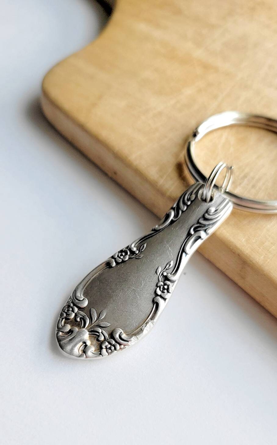 Vintage Keychain,gift for her,gift for him,vintage gift,gift for wife,gift for husband,gift for mom,gift for dad,unique gift,vintage lover