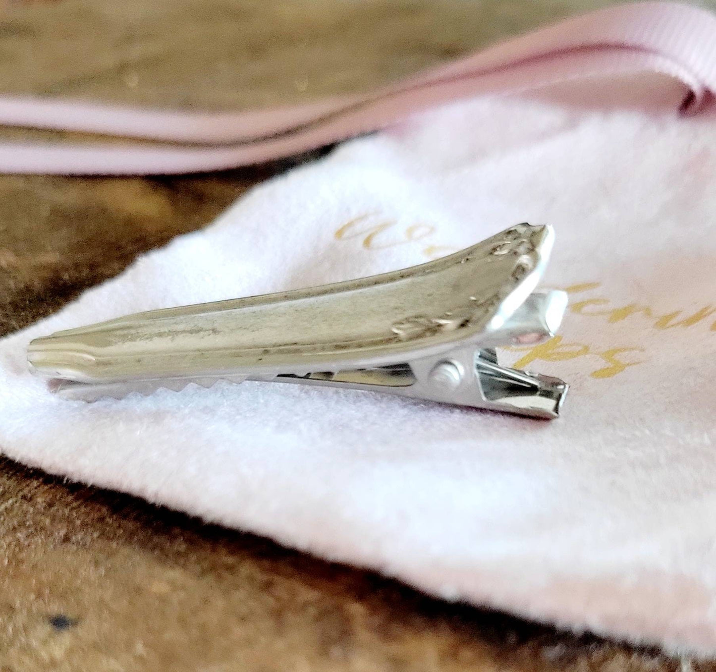 Vintage upcycled hair clip,silver plated,unique gift for daughter,gift for vintage lover,gift for mom,gift for wife,hairdresser gift,