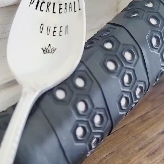 Pickleball Queen or king,pickleball gift,pickleball love,pickleball fan,pickleball fanatic, birthday gift for pickleball,