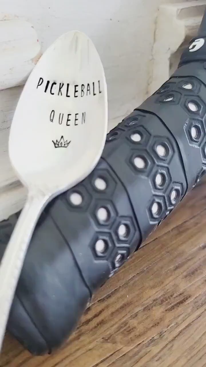 Pickleball Queen or king,pickleball gift,pickleball love,pickleball fan,pickleball fanatic, birthday gift for pickleball,